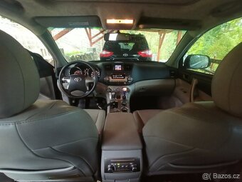 TOYOTA LAND CRUISER/HIGHLANDER 3,5 V6 7 MÍST 2011 LPG - 8