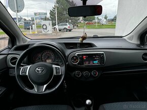 Toyota Yaris - 1 Majitel, Původ CZ, Klimatizace, 2x Kola - 8