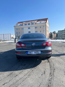 Volkswagen Passat CC - 8