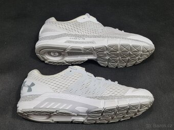 Dámská sportovní obuv Under Armour Hovr Guardian - vel. 40,5 - 8