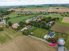 Prodej stavebního pozemku o výměře 1605 m2 v Sulicích okr. P - 8