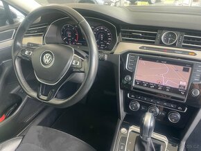 VW Passat Variant Highline 2,0TDI 140kW DSG 4M FULL LED ACC - 8