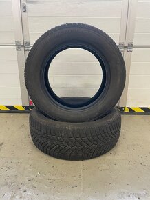 2ks zimní pneu 215/60R16 BRIDGESTONE 5mm - 8