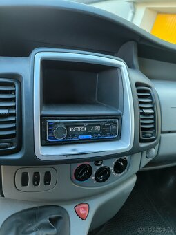 RENAULT TRAFIC 2.0 DCI, r.v. 2012, 1. MAJITEL, DOBRÝ STAV - 8