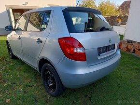 Škoda Fabia 1.4i  2010 - 8