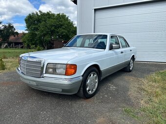 Mercedes Benz W126 260SE - 8