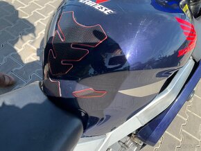 Honda Fireblade CBR 929rr - 8