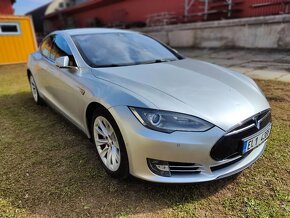 Tesla Model S P85D Insane+ 700k CCS DPH - 8