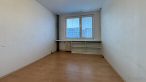 Propojený 3+1 & 2+kk (131 m²) před rekonstrukcí Praha Chodov - 8