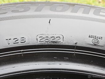 2x Zimní pneu Bridgestone Blizzak LM-001 - 215/65 R17 - 90% - 8