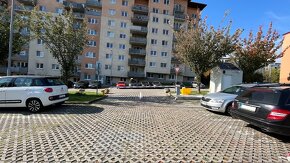 Prodej 2 parkovacích míst na parkovišti Sedláčkova Brno - 8