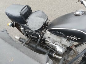 Motocykl se sajdou a platnými spz a stk IŽ IZH 56 - 9