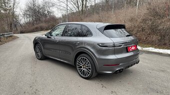 Porsche Cayenne 3.0 V6 BENZÍN PO SERVISU - 9