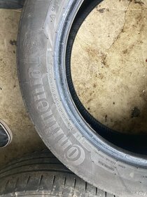 Pneu Continental 225/50 R17 V 3-4mm - 9