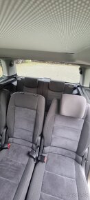 Vw touran 2.0 tdi 103 kW  10/2012 - 9