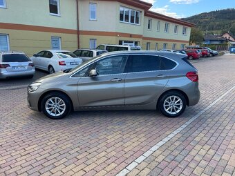 BMW 218i ACTIVE TOURER 100kW-2014-126.852KM-NAVI,VÝHŘEV,AC- - 9