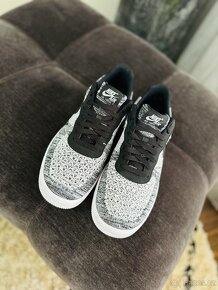 Luxusní, pánské boty Nike Air Force 1 Fly Knit - 9