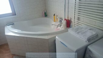 3+1 s terasou 28m2, mezonet P10 Strašnice, ul. Nad Primaskou - 9