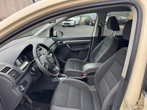 Volkswagen Touran II 1.6 TDi 2011 7-MÍST MOŽNO NA SPLÁTKY - 9