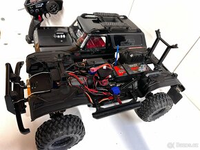 Traxxas TRX-4 Ford Bronco 1979 v tuningu - komplet set - 9