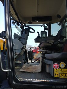 JCB Fastrac 4220 - 9