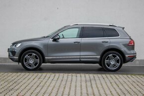 Volkswagen Touareg 3.0 TDI R line - 9