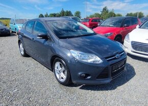 Ford Focus 1.6 16v Klima, Tempomat, ESP benzín manuál 77 kw - 9