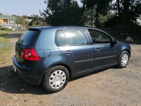 VOLKSWAGEN GOLF 5 BENZÍN 1.6i 75KW KLIMA STK TAŽNÉ ZAŘÍZENÍ - 9