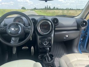 MINI Countryman SD All4 Panorama Aut r.v. 2016 - 130 tis. Km - 9