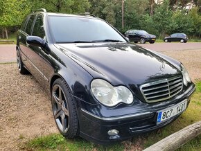 Mercedes-Benz C220 W203 CDI 2.2 2004 110kW - 9