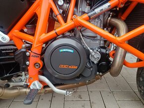 KTM DUKE 690 - PĚKNÝ STAV - AKRAPOVIČ - 25tis/KM - 9