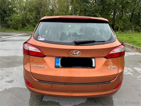 Prodám Hyundai i30 Combi 1.6 GDI 88Kw (2016) - 9