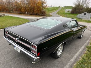 Ford Torino GT fastback 1968, USA veterán, 6,4l V8 - 9