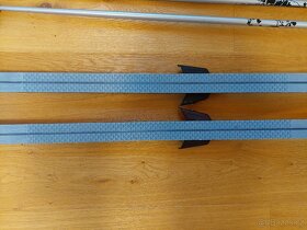 Běžky R swing délky 160 cm s vázáním 75 mm, včetně hůlek - 9