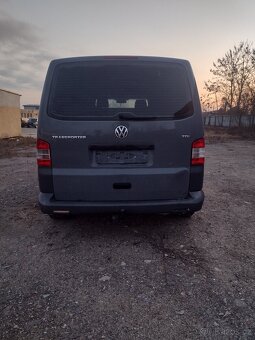 Volkswagen Transporter T5 2.0TDI - 9