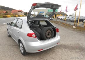 Chevrolet Lacetti 1.6 80 kW Historie KLIMA benzín manuál - 9