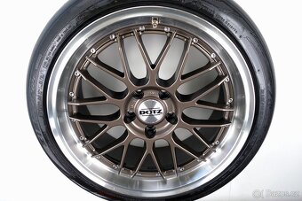 Volkswagen Golf - 18" alu kola - Letní pneu - 9