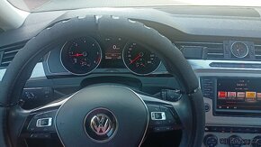 VW Passat kombi tdi 110 kw - 9