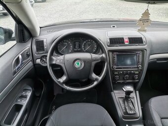 ŠKODA Octavia II combi 2.0 TDi 103kW DSG ELEGANCE - 9