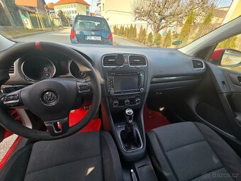 Volkswagen Golf 6 1,6mpi 75kw po velkém servisu - 9