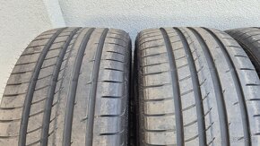 Goodyear Eagle F1 265/40 R18 - 9