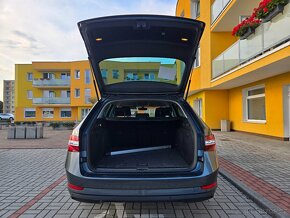 Škoda Superb 2,0TDi 110kW Style 4x4 - 9