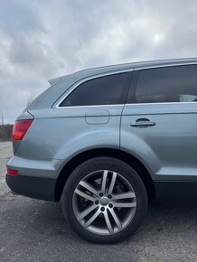 Audi Q7 4.2 V8 - 9