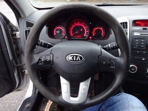 Kia Cee´d 1.4i r.v.2010 (80 kw) 1.Majitel Koup ČR - 9