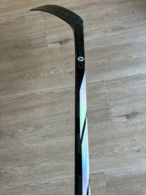 Hokejka Bauer PROTO R, pravá, P28 i P92, flex 70, 77 a 87 - 9