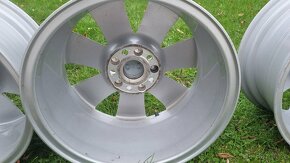 Alu kola Audi 5x112 7,5Jx16 ET45 - 9