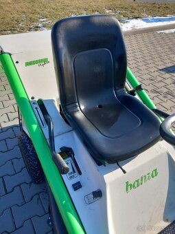 Prodám zahradní traktor Rider Etesia Bahia 13Hp Honda, Hydro - 9