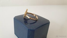 Zlatý prsten vel. 58 ve stylu Alhambra - 9
