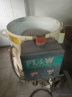 Stroj na řezání vodním paprskem Flow 9XVD-55 (1997) - 9