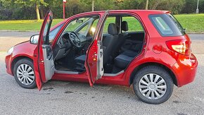 SUZUKI SX4 1.6i 79kw 2007 nová STK - 9